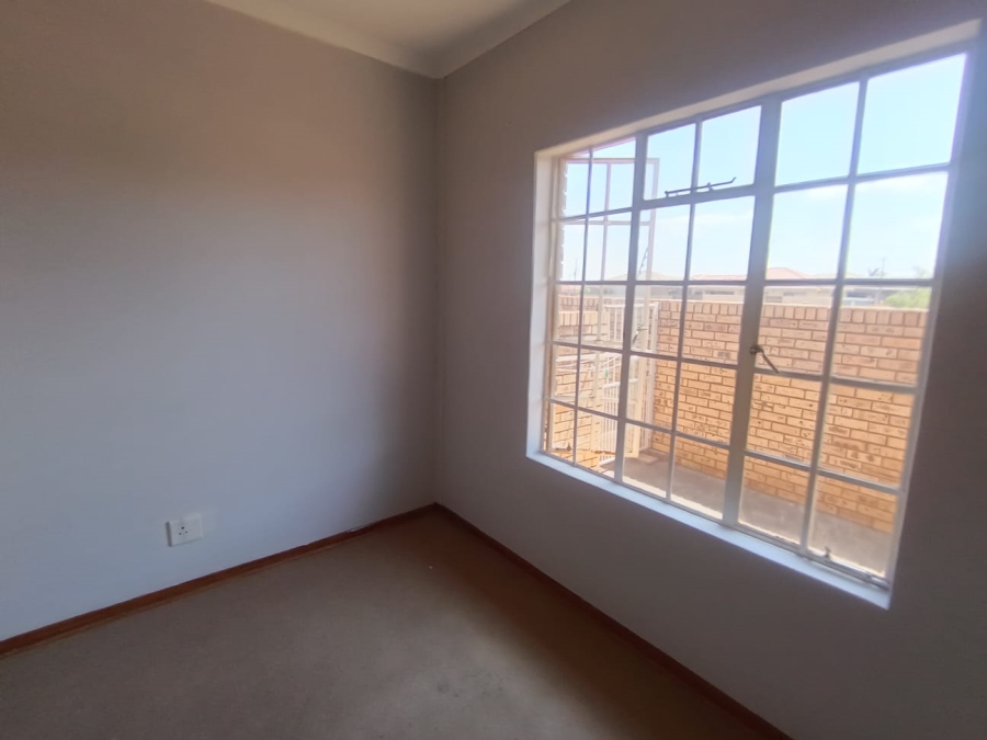 2 Bedroom Property for Sale in Minerva Gardens Northern Cape